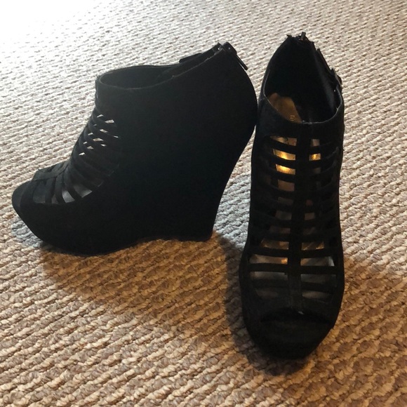 Wedges - Picture 2 of 3